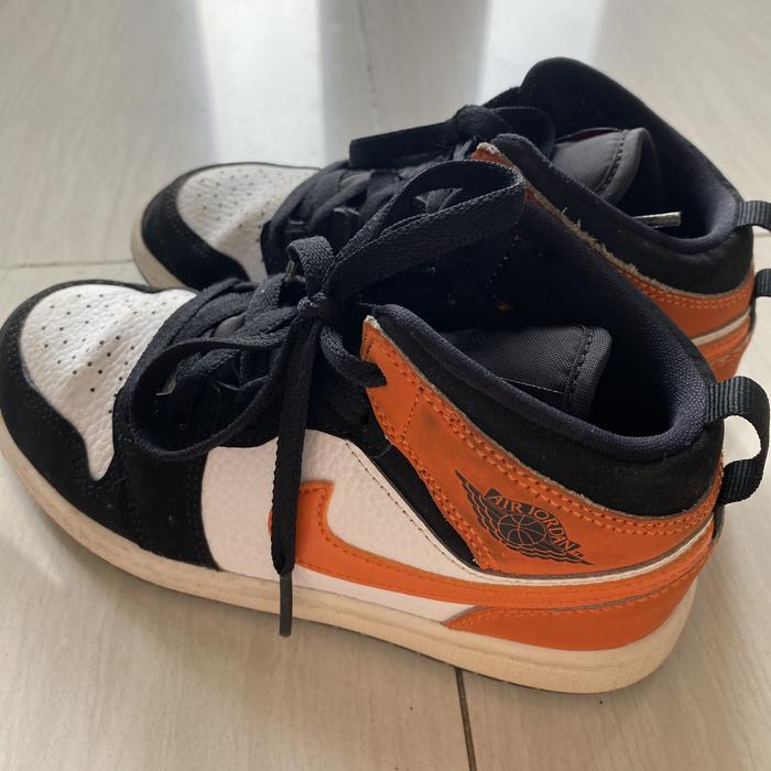 Preloved Nike Jordan anak cowo size1Y EUR32