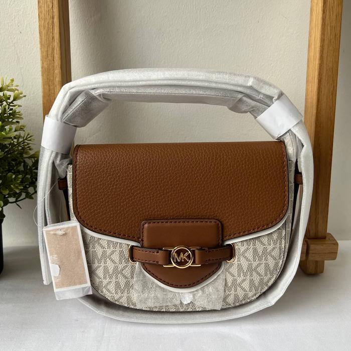 tas wanita mk reed small saddle crossbody vanilla mm