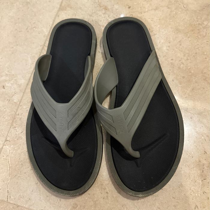 Sendal sandal jepit flipflop pria laki dewasa 43 44 preloved diesel crocs zuma