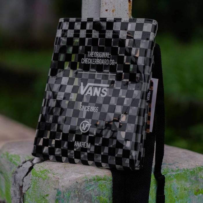 Vans Sling Bag Clear Checkerboard Anaheim | Tas Selempang | Crossbodybag Vans | Shoulderbag Vans | T