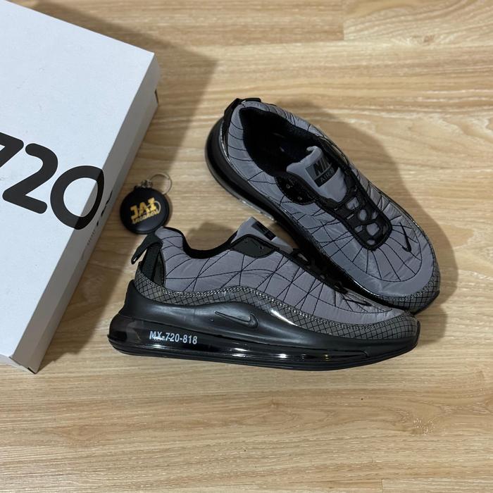 SEPATU SNEAKERS NIKE AIR MAX 720 - 818 DARK GREY PRIA