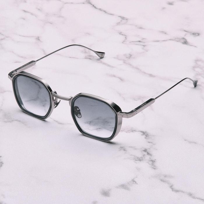 Vherkudara Alumalite Krhas Silver Black Gradation Lens - 100% ORIGINAL RESMI