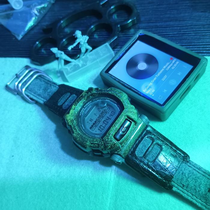 Gshock DW002RS backlight Cewek Hot