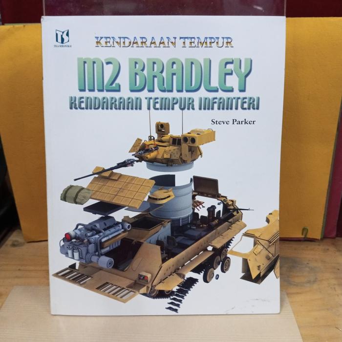 buku , kenderaan tempur , m2 bradley ,kenderaan tempur infanteri ,stev