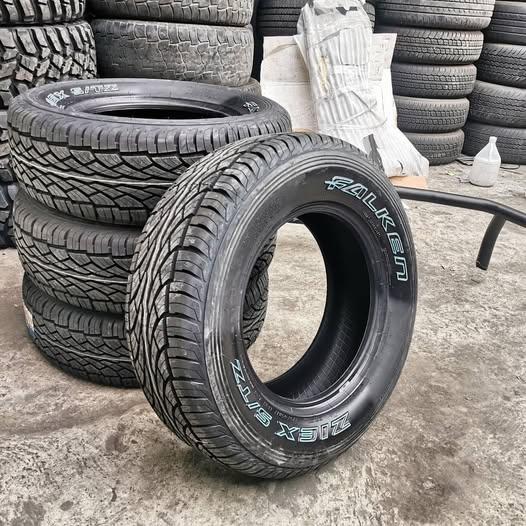 Ban mobil Falken STZ04 305 50 R20 20