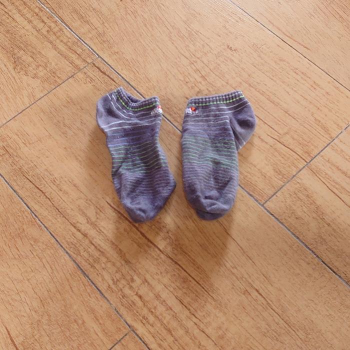 Kaos Kaki Brand Thrift Second Wear By Ellesse Sports