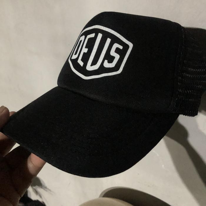 Topi cowo tambah ganteng
