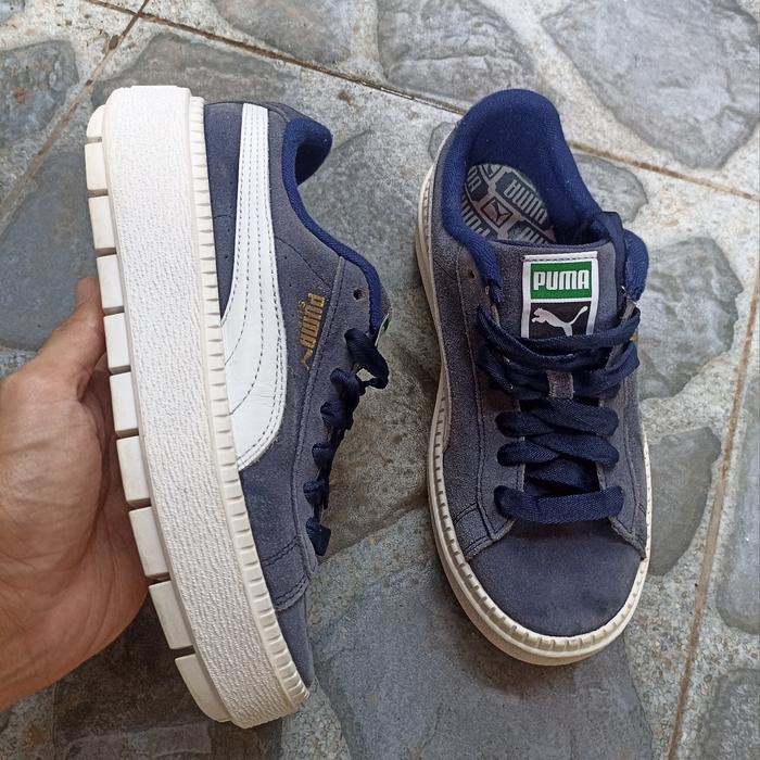 preloved shoes puma suede women's size 35.5 (22cm) original