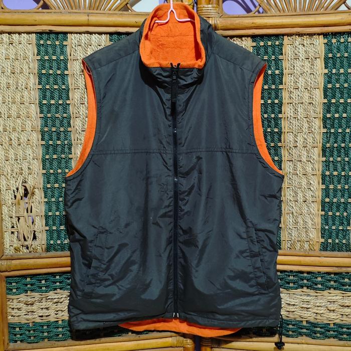 Rompi atau Vest UNIQLO second original serpa