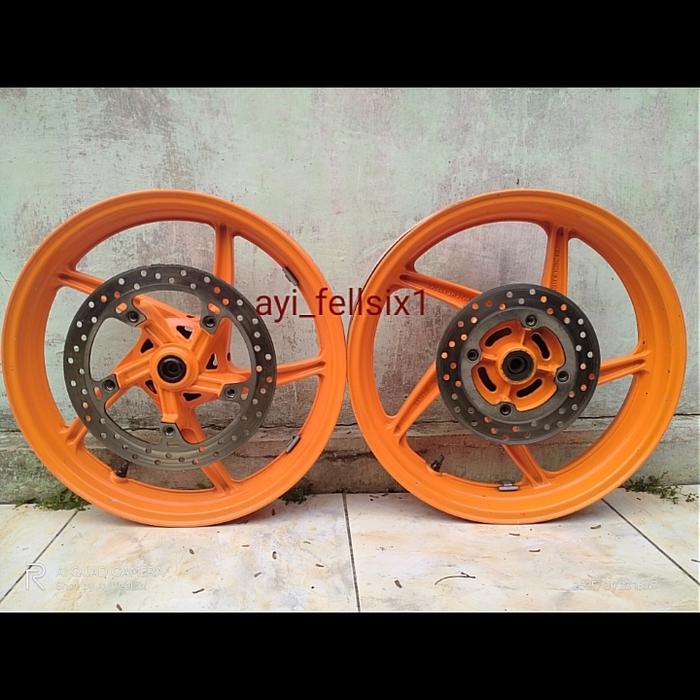 velg standar roda Honda CBR 150R lokal k45a