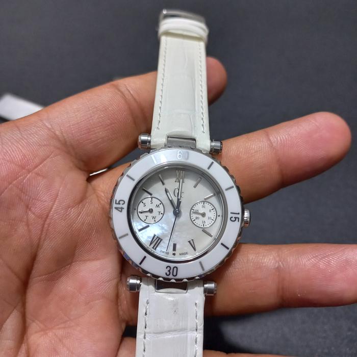 gc ceramic ladies quartz original swiss