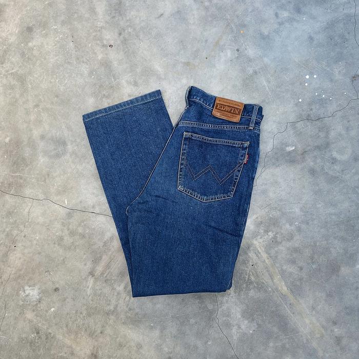 Thrift | Edwin Light Blue Denim Jeans Biru Tebal Lemas Soft Halus Branded Second Bekas