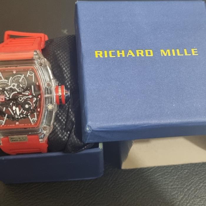 Jam tangan kece badai  R.mille pria baru