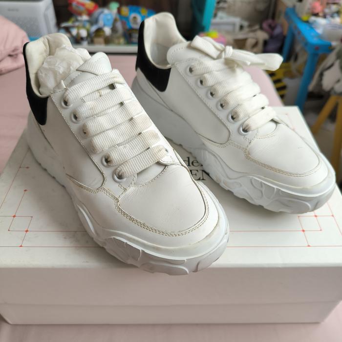 Alexander McQueen Court Trainer Sneaker