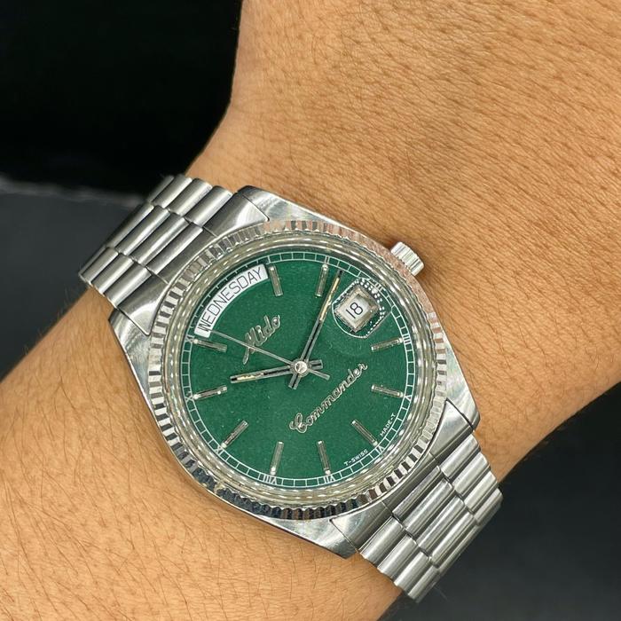 Mido Commander Grend Dial