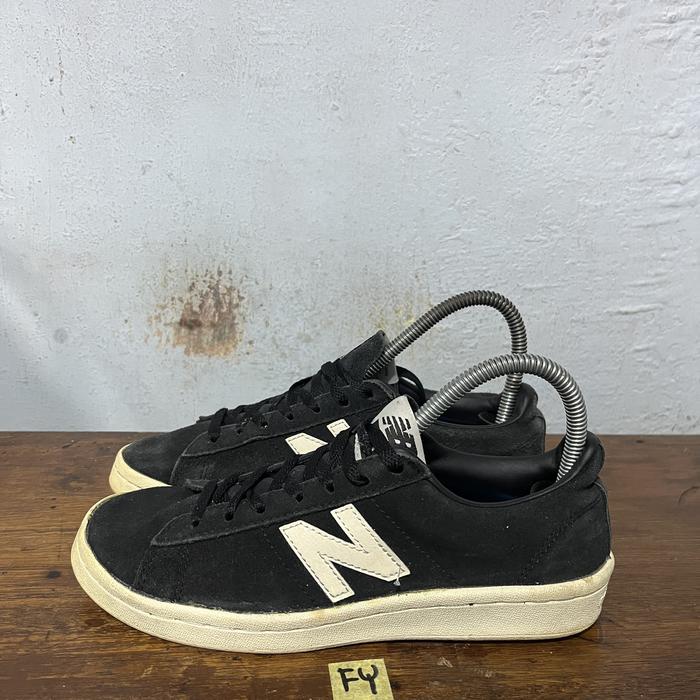 Sepatu second branded New balance 891 black size 37,5