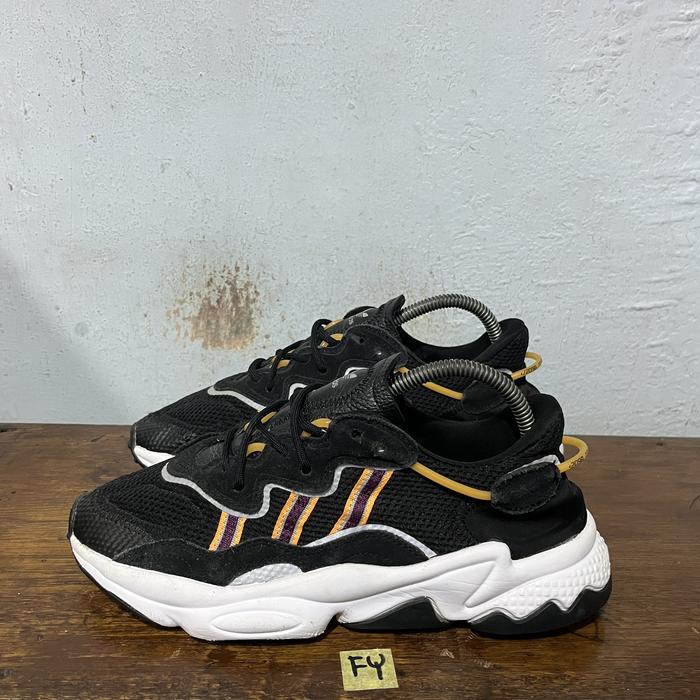 Sepatu second ori adidas ozweego flash orange size 39,5