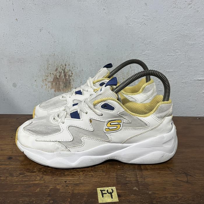 Sepatu second branded skechers d'lites airy size 36,5