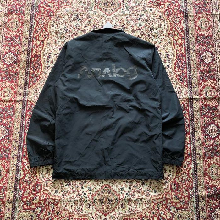 Jaket Analog coach jacket HE487