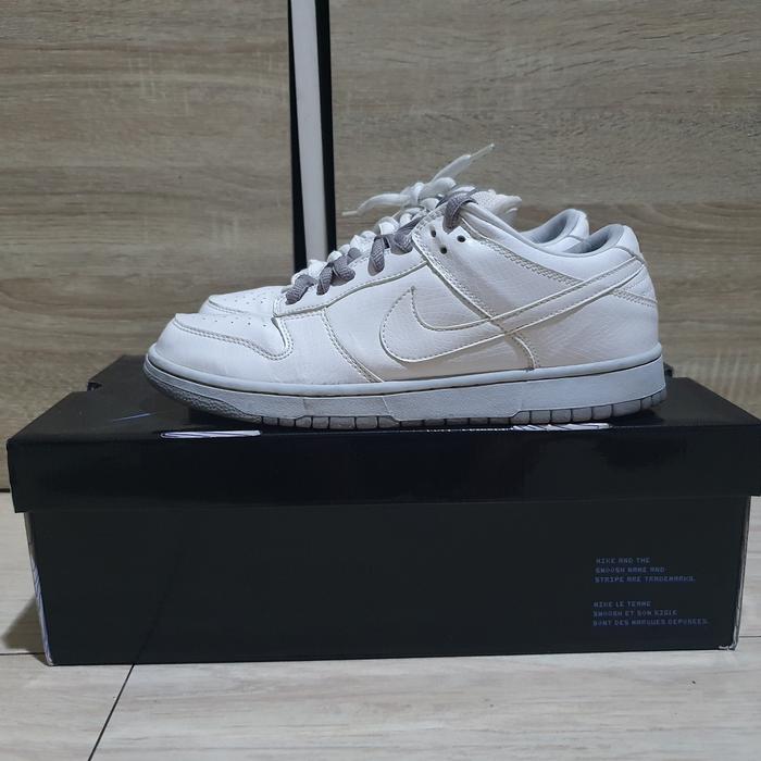 Nike SB Dunk Low Medicom 4