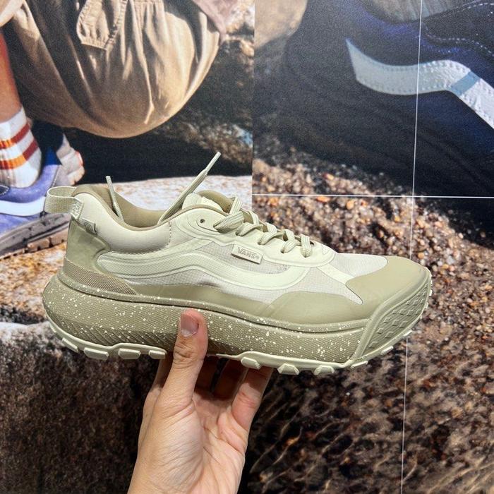 VANS MTE CROSSPATH - CREAM