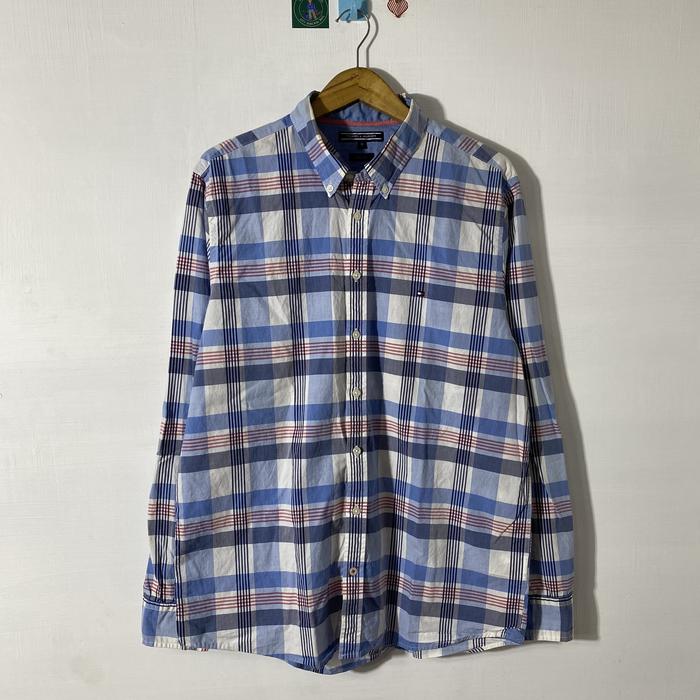 KEMEJA TOMMY HILFIGER SECOND size XL