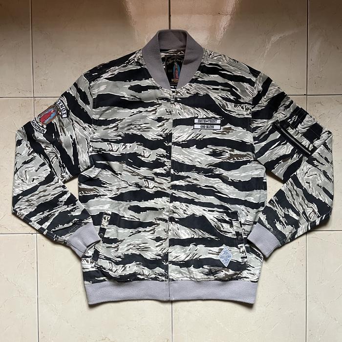 Jaket saintpain camo size XL