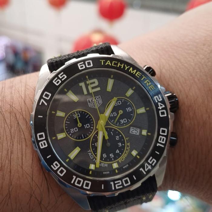 Jam Pria Tag Heuer Formula 1 Chronometer