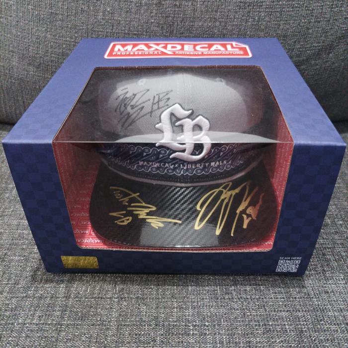 Topi maxdecal X liberty walk batik signed kato-san/hyuma-san/toshi-san