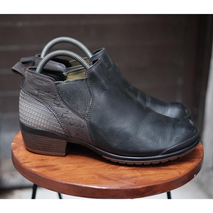 Sepatu Wedges Heels Chelsea Kantor Kerja Boots Keen Leather wanita Cewek not Uniqlo Vans Timberland 