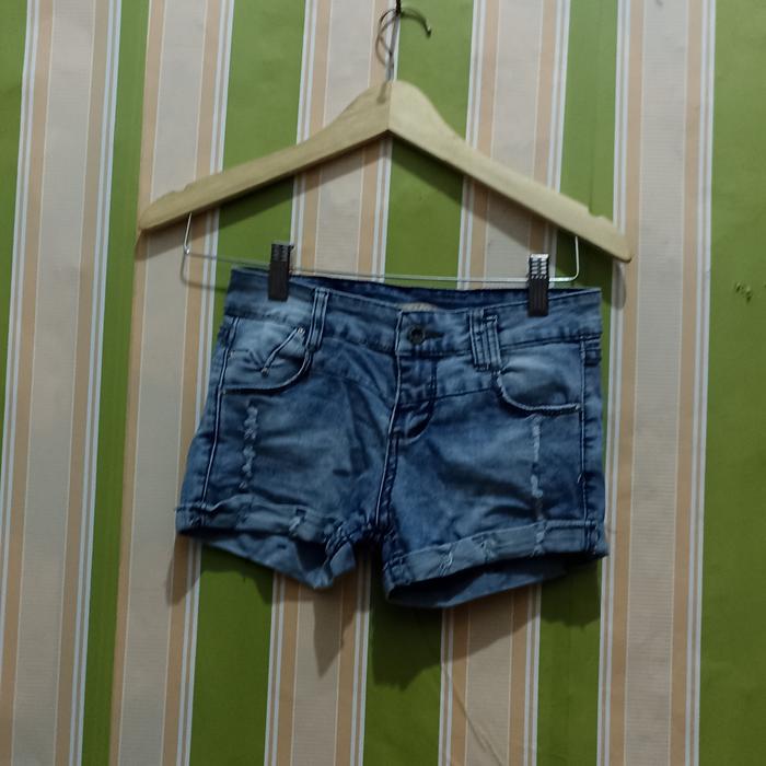Celana pendek  Avenue Size M