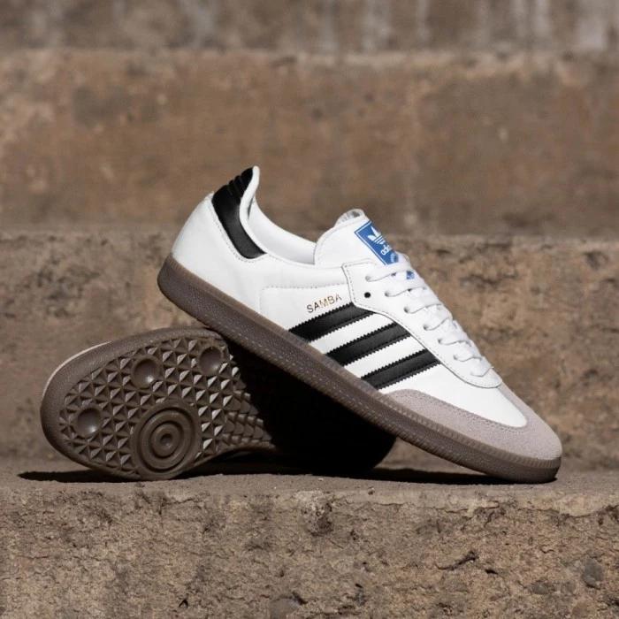 sepatu sneakers casual original Adidas samba white black gum-putih