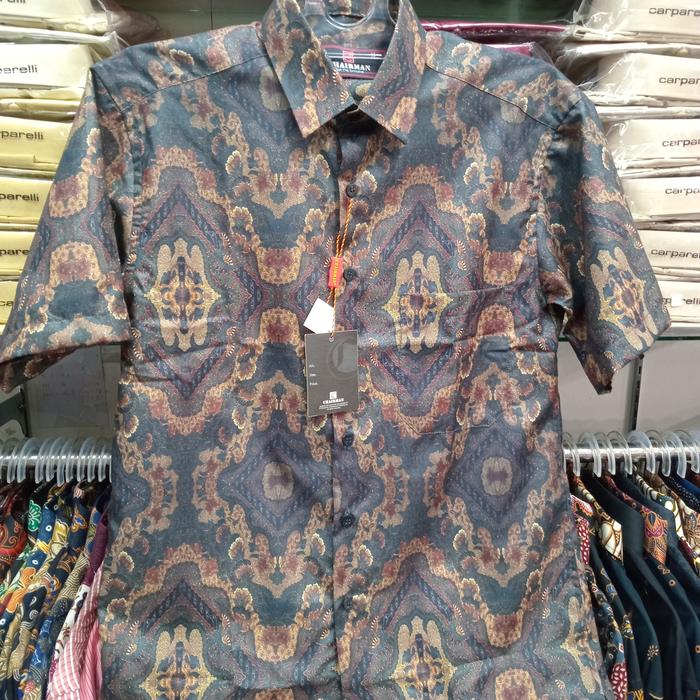 kemeja lengan pendek motif batik  Chairman