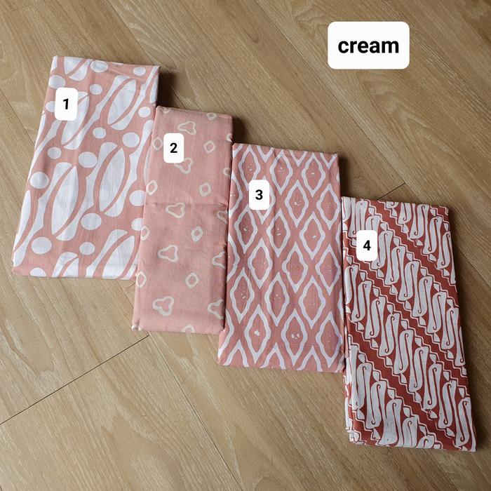 (via Grab/ Gojek) Kain Batik Garutan warna Cream/ Mocca (100620)
