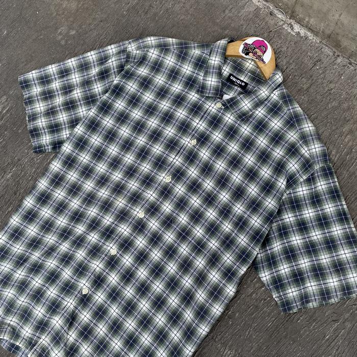 UNIQLO FLANEL SHIRT KEMEJA COWOK CEWEK MURAH
