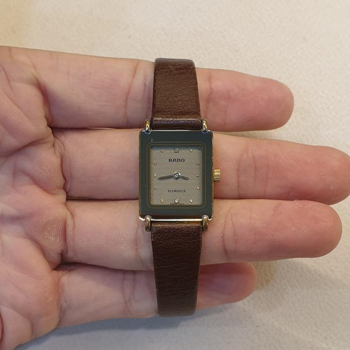 Jam Tangan Wanita Rado Florence Quartz 14x27mm Original