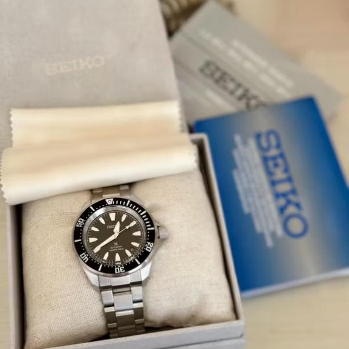 jam tangan Seiko pria  second