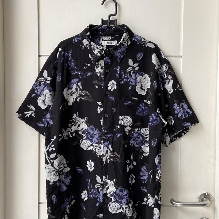WEGO Black Flower Motive Shirt