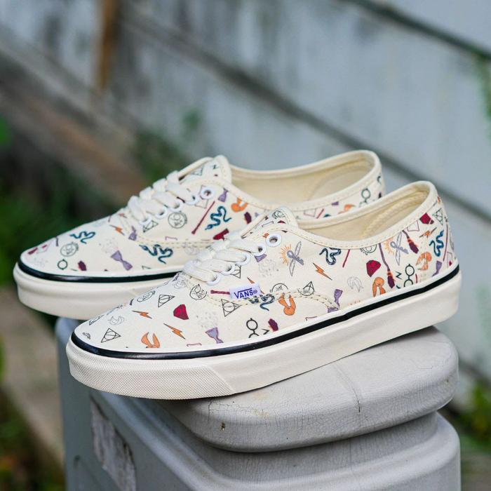 Sepatu Sneaker Vans Authentic Anaheim Symbol