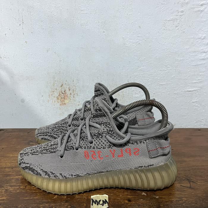 Sepatu second branded adidas yezzy 350 size 36