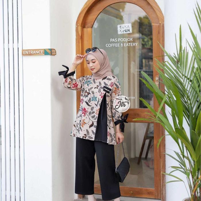 Ayana Blouse Batik Fashion Batik Modern