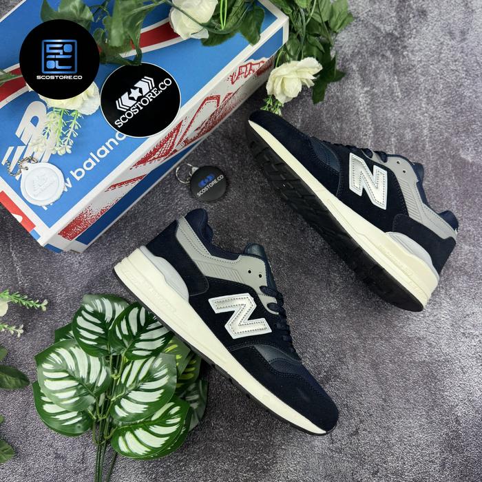 Sepatu Sneakres Olahraga Pria Running Lari New Balance 997s Navy White