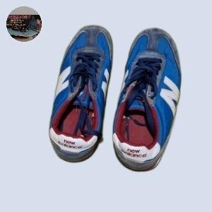 Thrifting sepatu sneakers New Balance