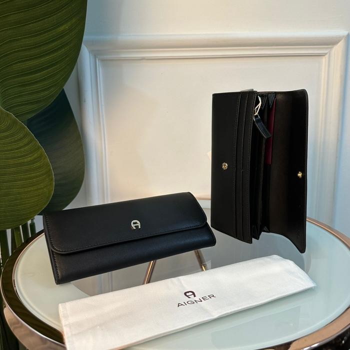 Dompet Wanita Aigner NWT ORIGINAL STORE Black Leather Flap Continental Wallet AUTHENTIC