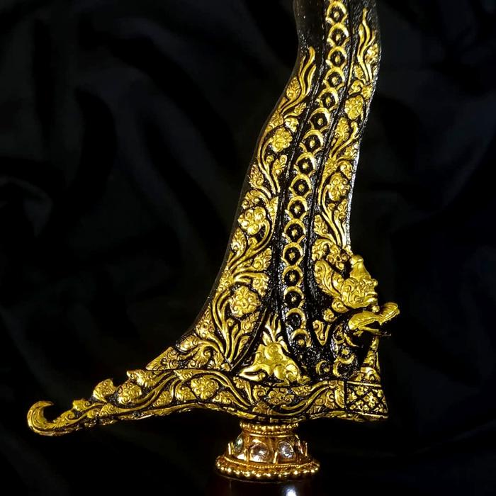Keris Naga Sasra Luk 17 Kinatah Emas Kamarogan Tangguh Majapahit Sepuh TUS Wingit Langka!