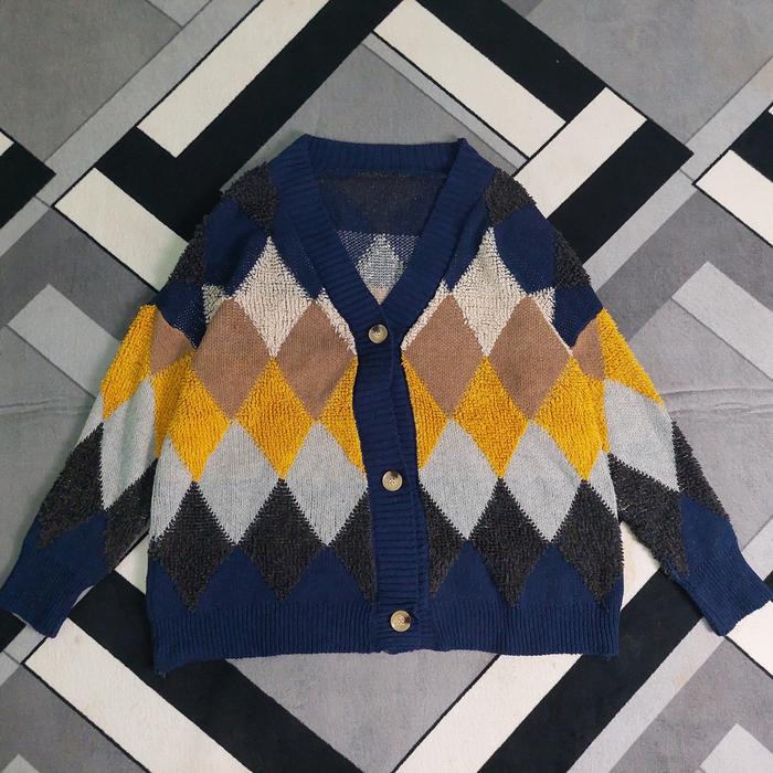 Cardigan Rajut Ketupat-Ketupat