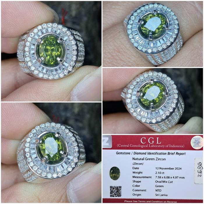 Natural Green Zircon 2.10cts memo CGL