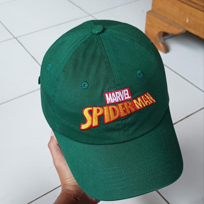 topi marvel spiderman second