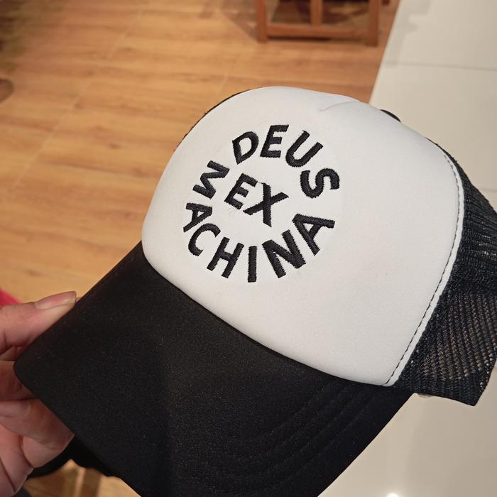 topi deus ex machina original 100%