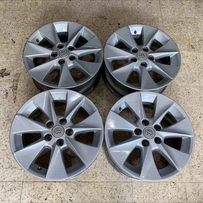 velg mobil bekas toyota alphard R17 pcd 5x114 [ original ]